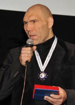 Николай Валуев